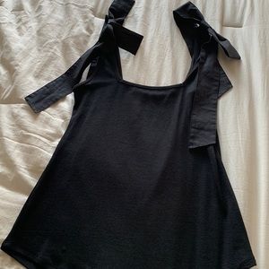 Summersalt bow shoulder tank